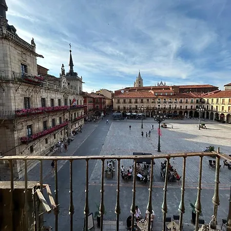 Old Town Plaza Mayor * 레온